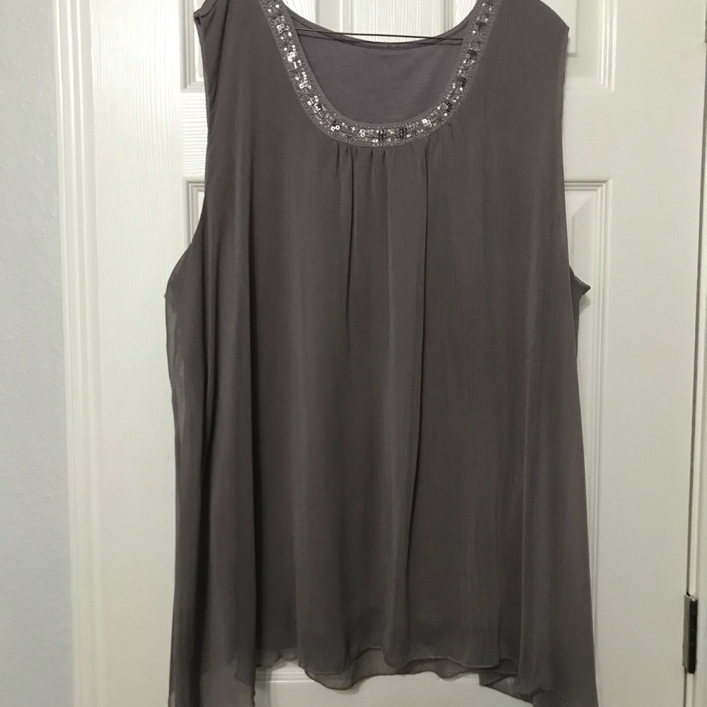 Jeweled neckline top